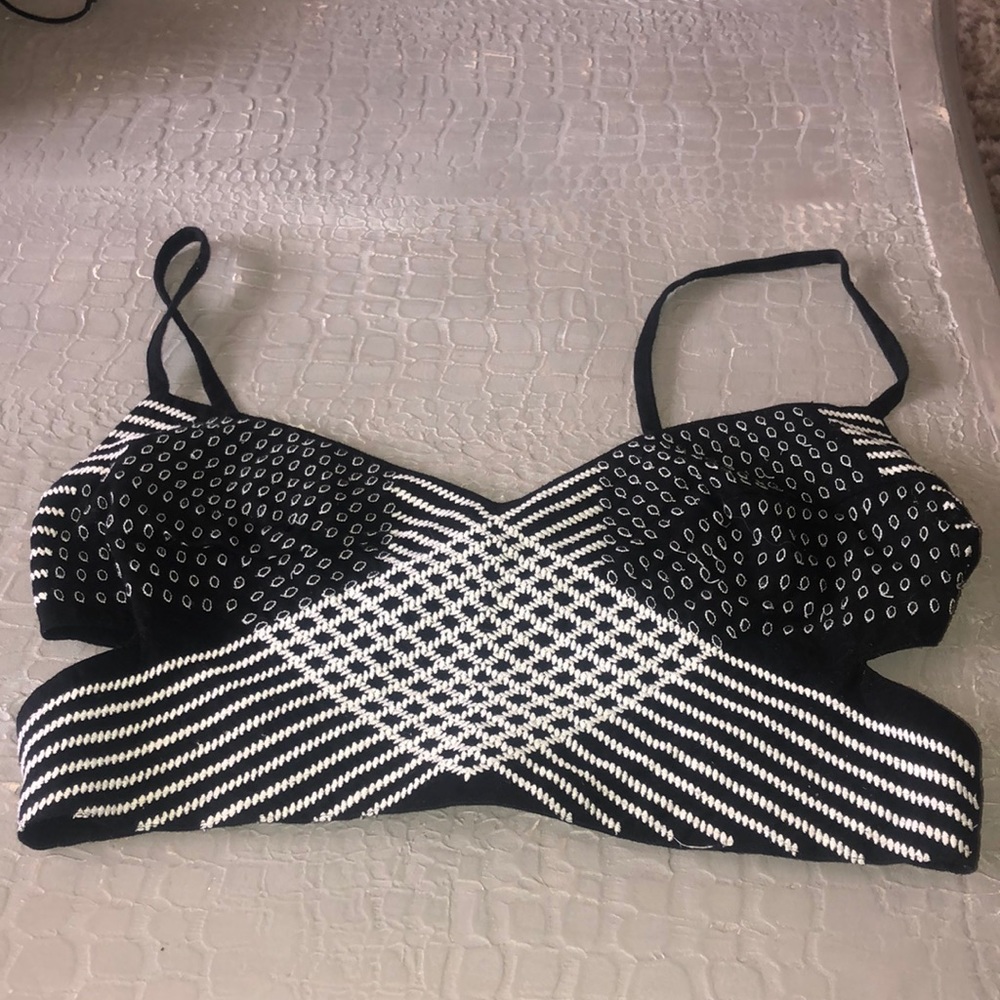 Urban outfitters bra crop top, size M